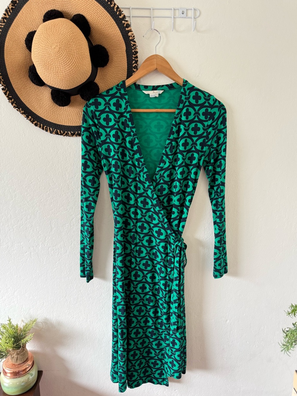 Boden Green Printed Wrap Dress Long Sleeve Viscose Blend Size 2 - Picture 2 of 13